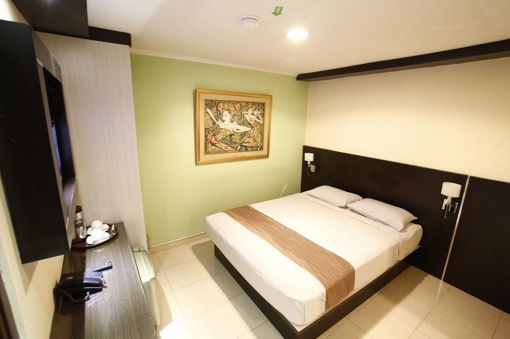 Reddoorz Plus @ Karet Setiabudi Jakarta Exteriör bild