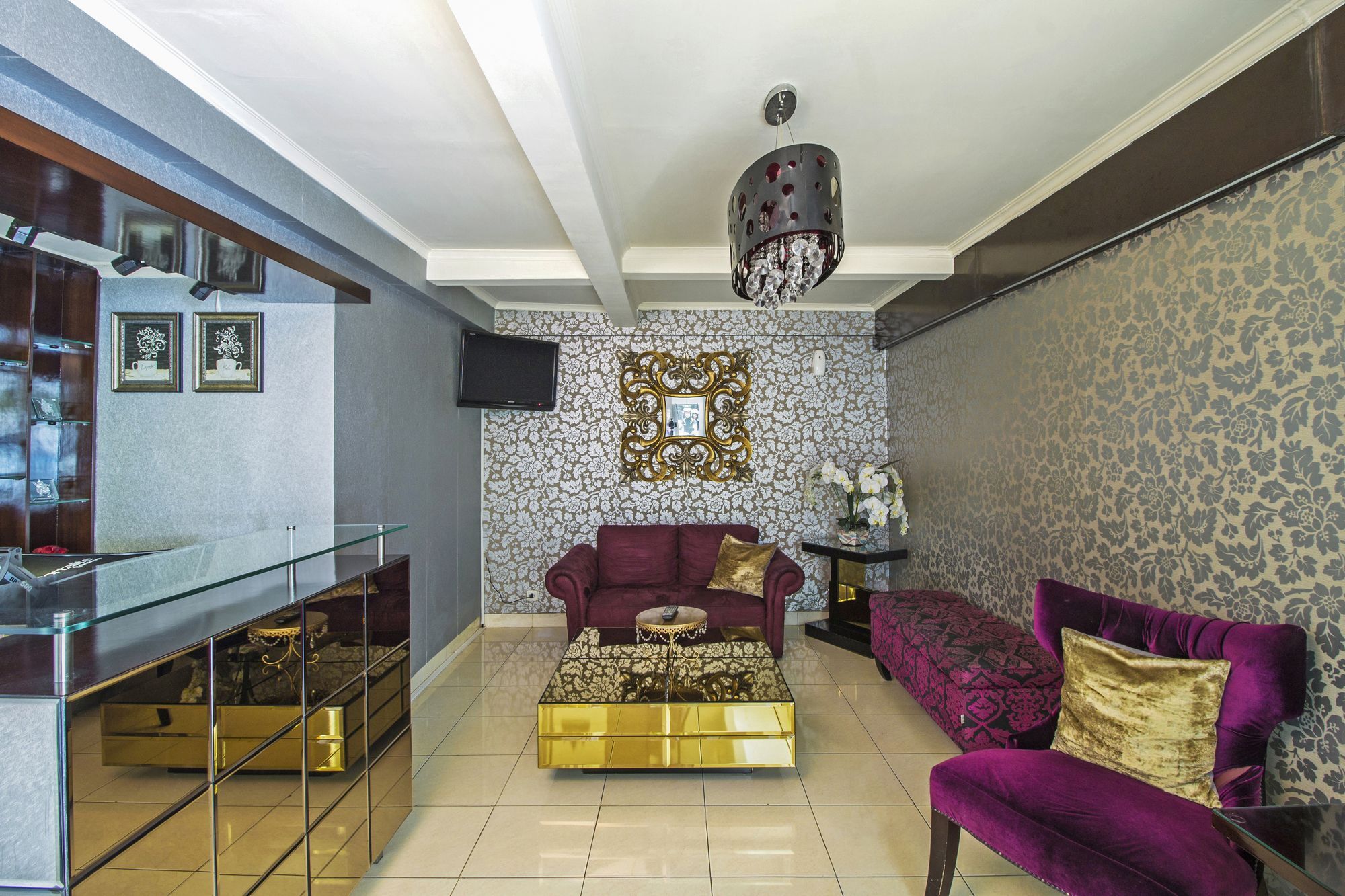 Reddoorz Plus @ Karet Setiabudi Jakarta Exteriör bild